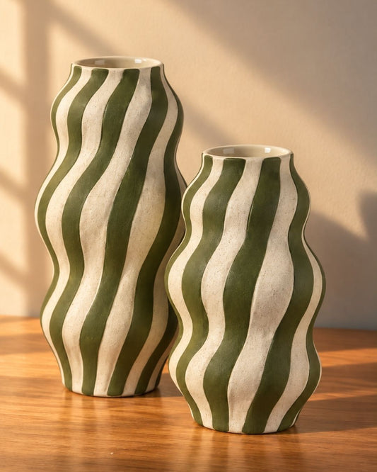 Vaso Rigato em Cerâmica Verde e Branco
