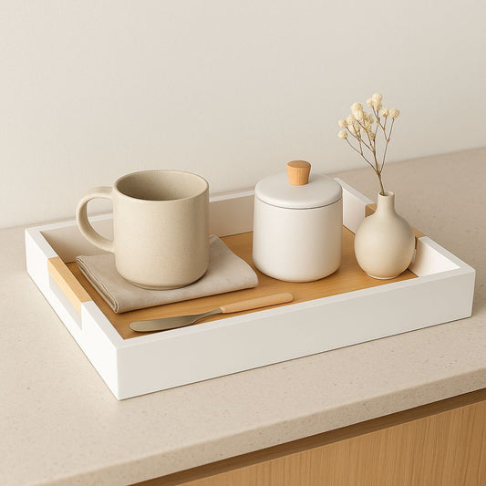 Bandeja Decorativa de Madeira Branca com Alças de Rattan 40 cm