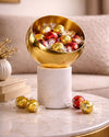 Centro de Mesa em Metal Dourado Base Mármore Branco