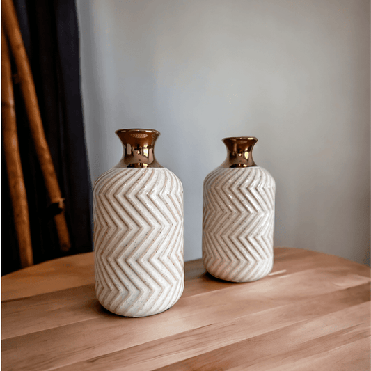 Vaso Chevron Nude com Detalhe Dourado