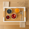 Bandeja Decorativa de Madeira Branca com Alças de Rattan 40 cm